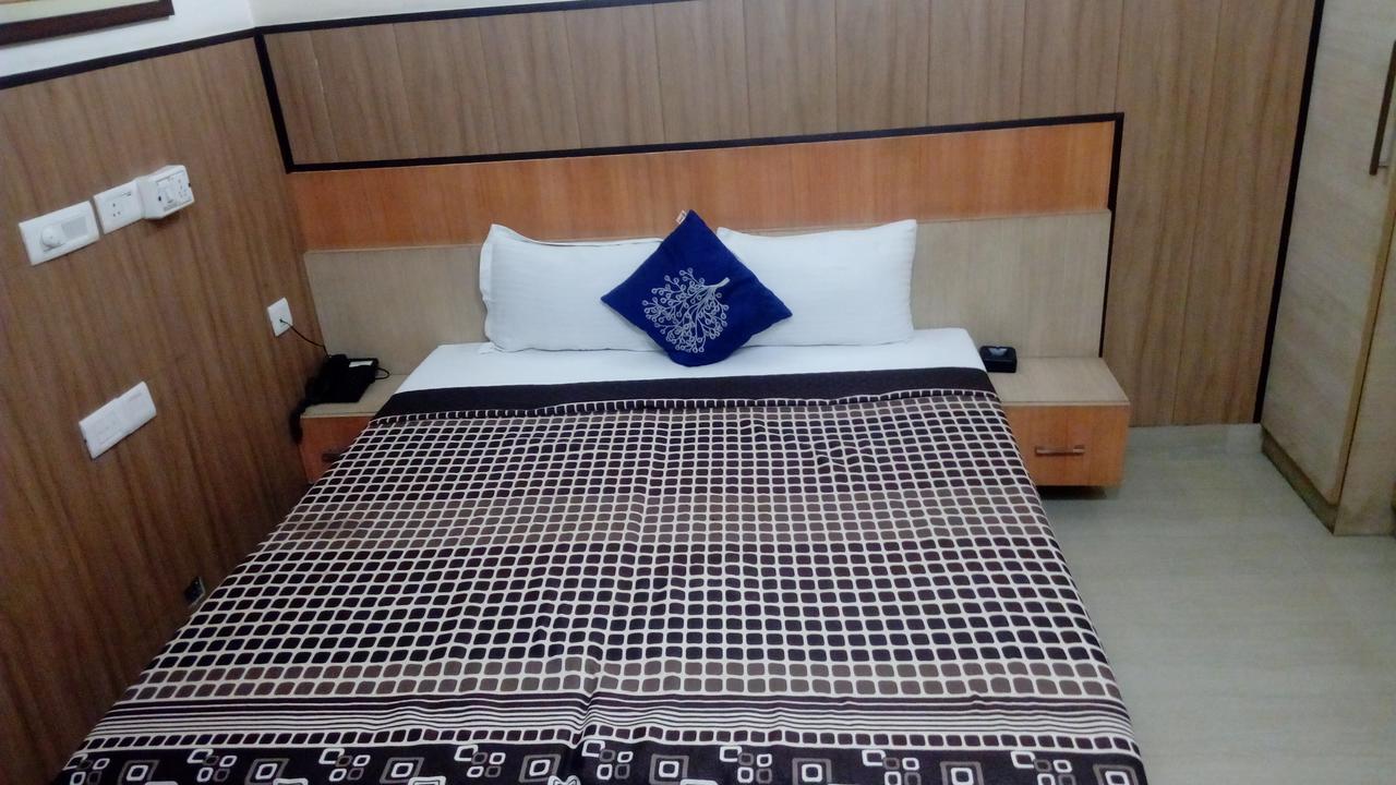Hotel Desire Hisar Экстерьер фото