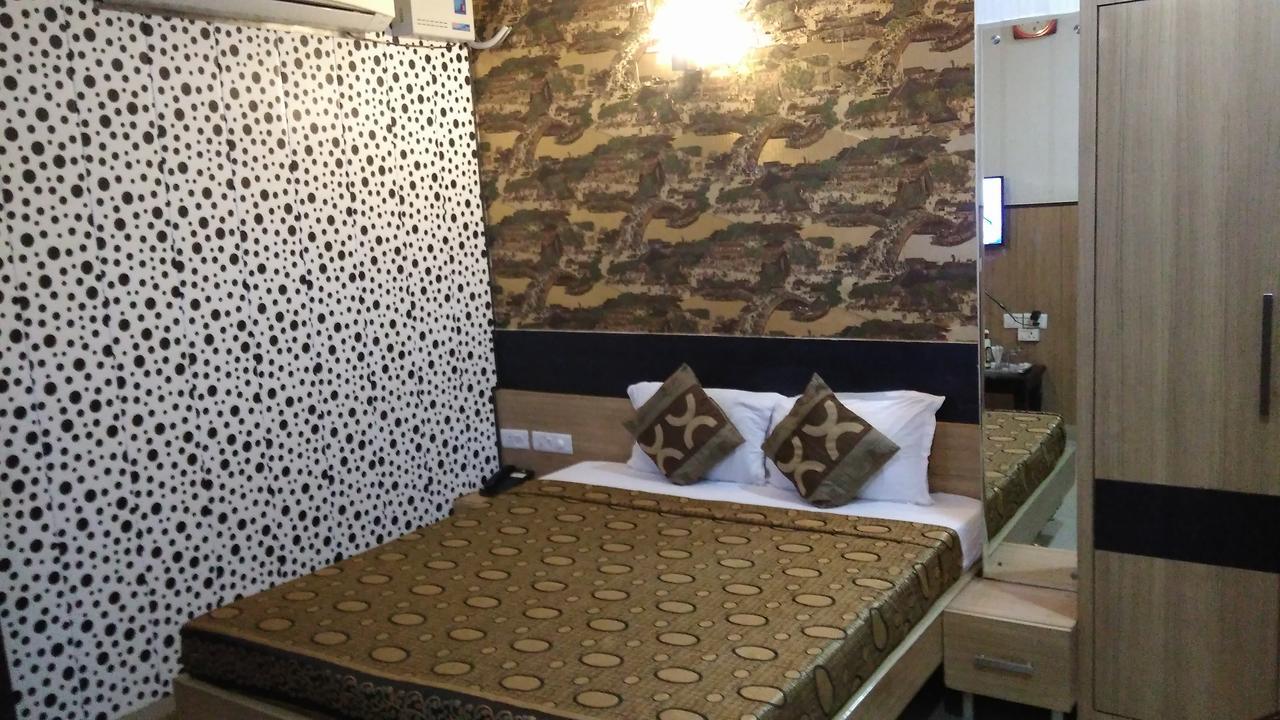 Hotel Desire Hisar Экстерьер фото